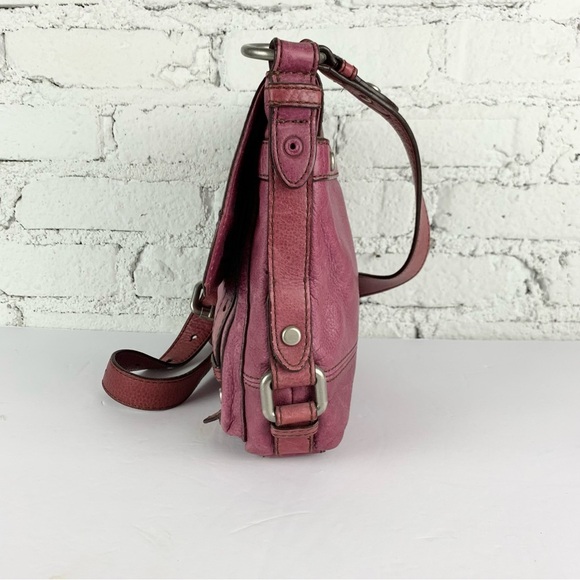Fossil Maddox Purple Leather Flap Buckle Crossbody Purse - Picture 9 of 16